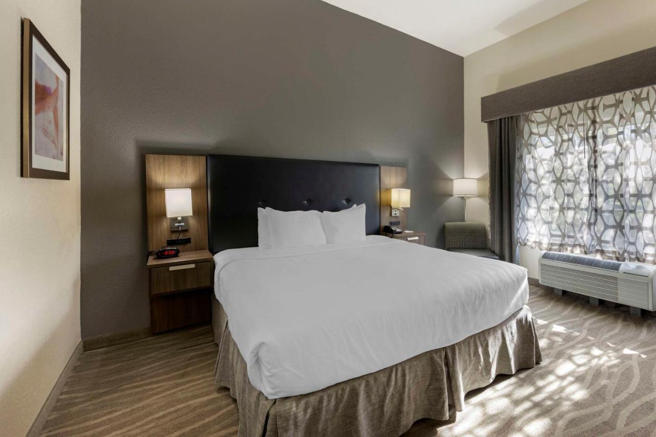 Zimmer mit Kingsize-Bett und Badewanne - Barrierefrei / Nichtraucherzimmer
